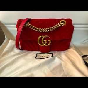 GG Marmont Flap Bag Matelasse Velvet Mini